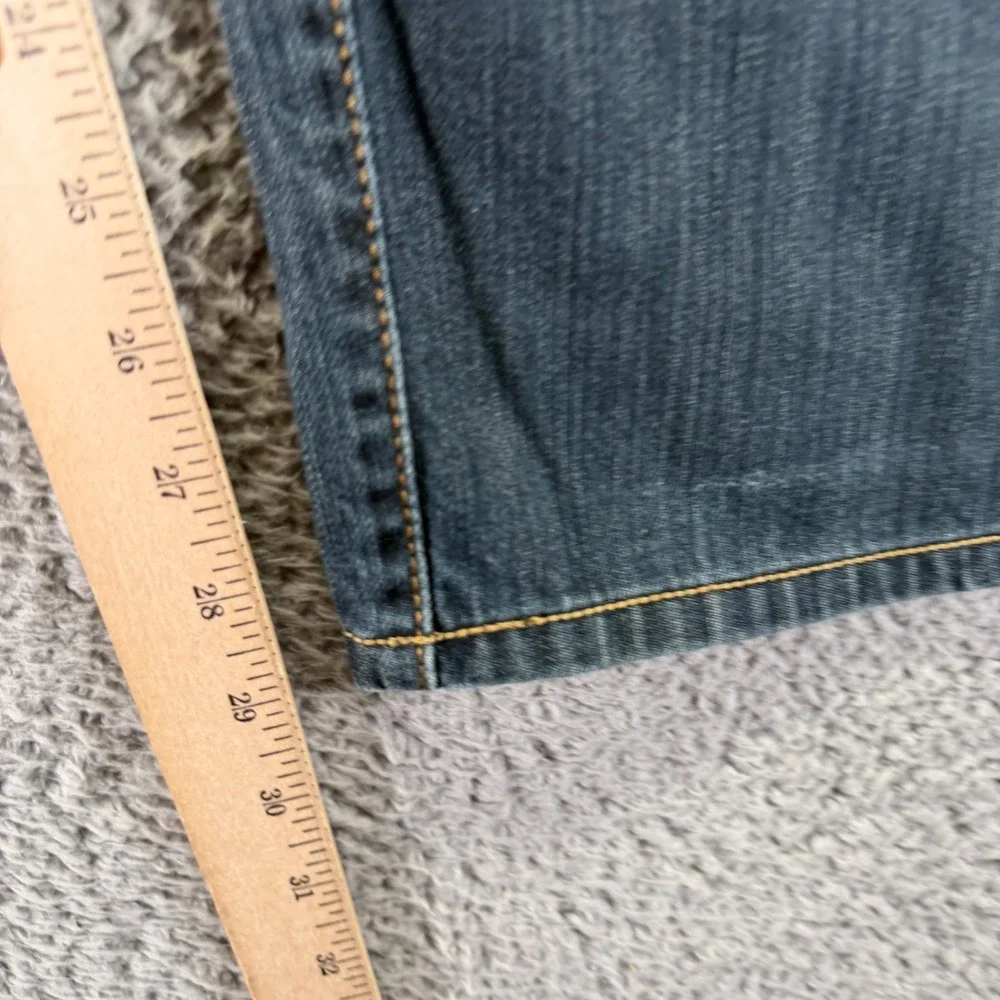 Levis before purchasing